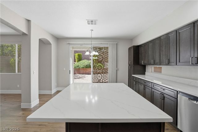 11126 Evvie Lane, Las Vegas, NV 89135