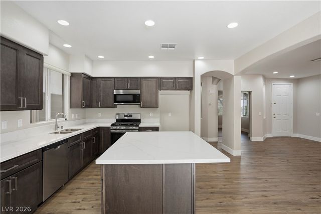 11126 Evvie Lane, Las Vegas, NV 89135