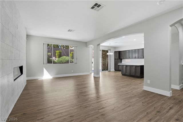 11126 Evvie Lane, Las Vegas, NV 89135