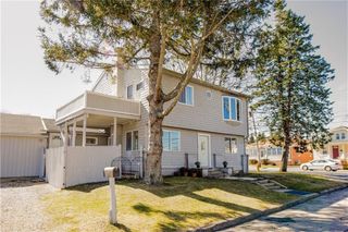16 Courtway Street, Narragansett, RI 02882