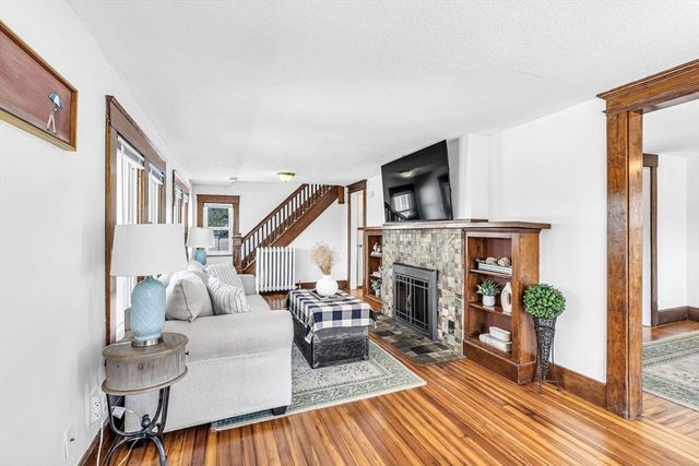 61 Spencer Street, Springfield, MA 01118