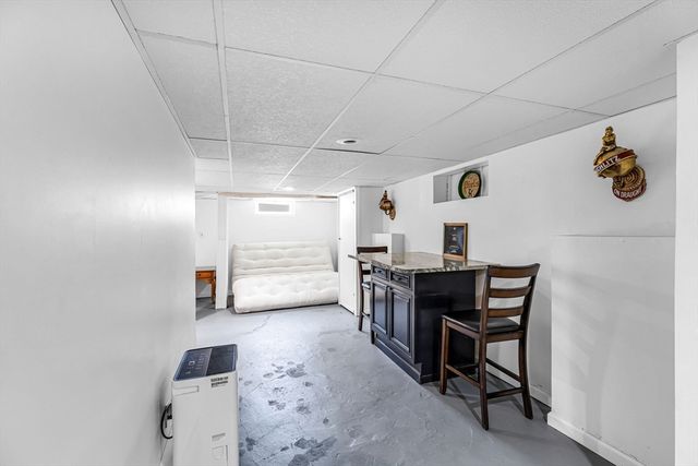 61 Spencer Street, Springfield, MA 01118