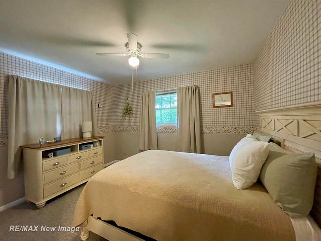 2915 Deindorfer Street, Saginaw, MI 48602