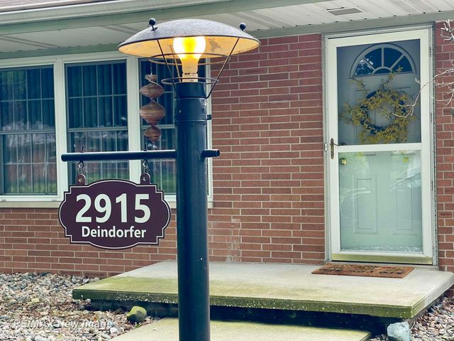 2915 Deindorfer Street, Saginaw, MI 48602