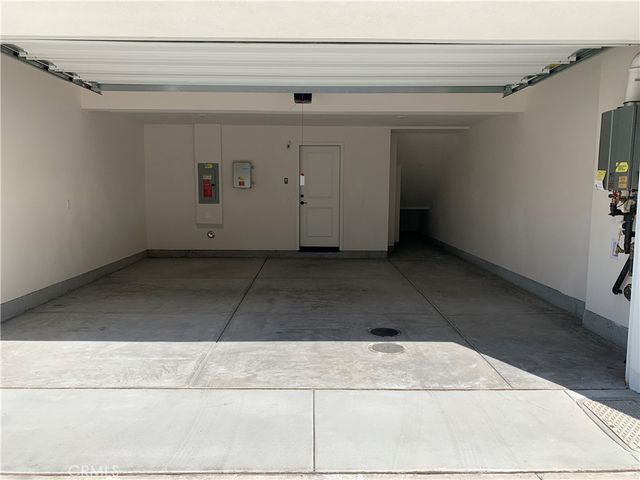 1064 Delpy Vista, Vista, CA 92084