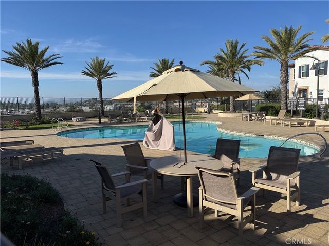 1064 Delpy Vista, Vista, CA 92084