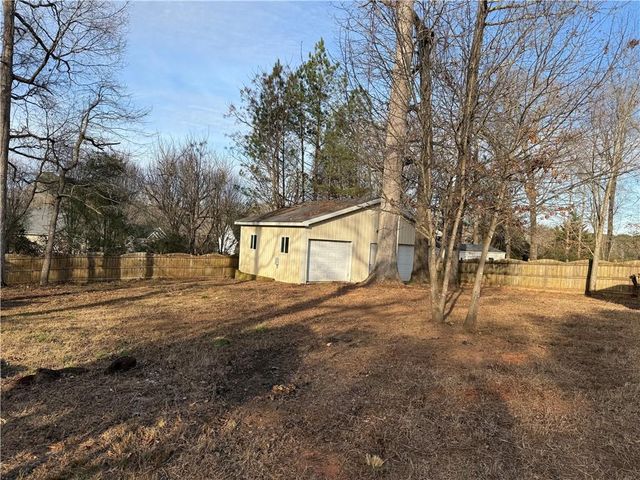 604 Morningside Drive, Stockbridge, GA 30281