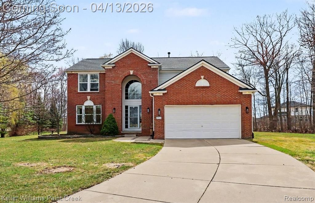 18124 Bayside Drive, Macomb, MI 48042