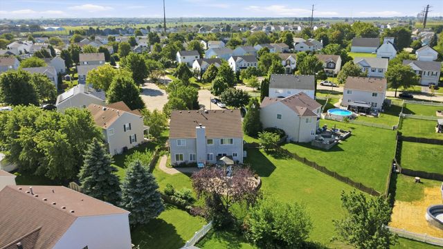 1619 Golden Ridge Drive, Plainfield, IL 60586