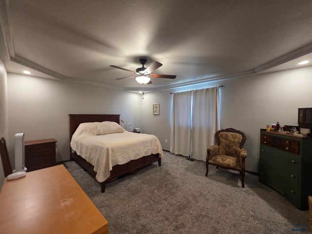 3474 ENFIELD LOOP RD, Rapid City, SD 57703