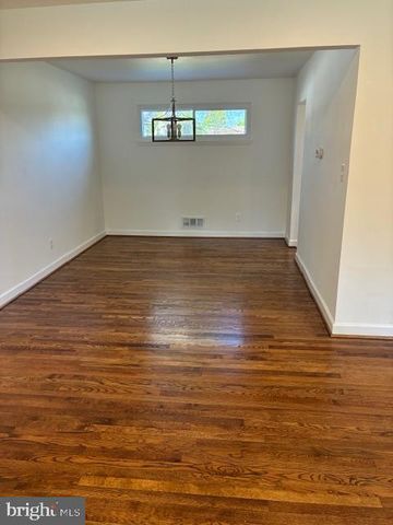 6908 DIGBY RD, Baltimore, MD 21207