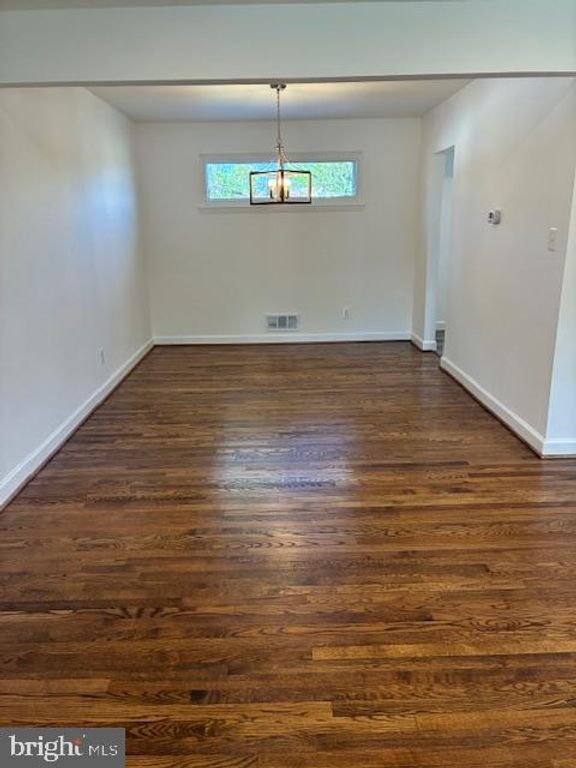 Image 8 of property listing at 6908 DIGBY RD, Baltimore, MD 21207