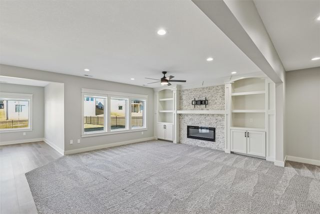 18043 Townsend Drive, Clive, IA 50325