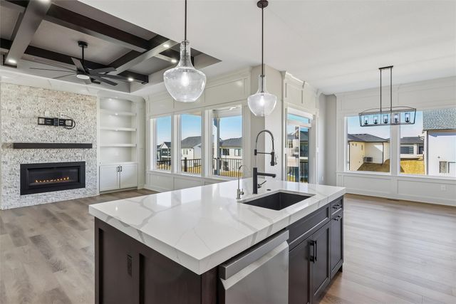 18043 Townsend Drive, Clive, IA 50325