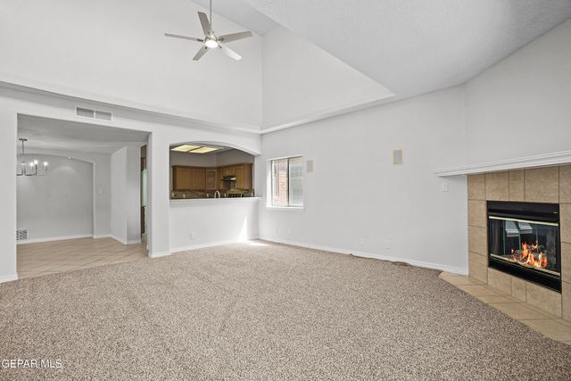 1239 VIKKI CARR Lane, El Paso, TX 79936