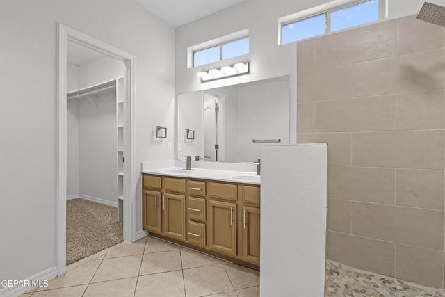 1239 VIKKI CARR Lane, El Paso, TX 79936