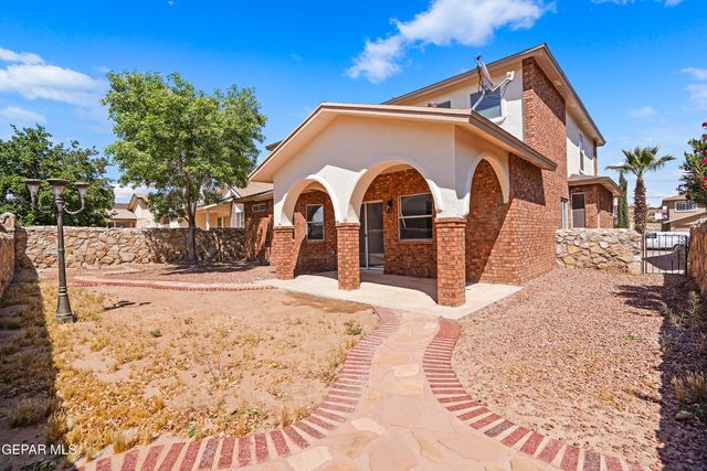 1239 VIKKI CARR Lane, El Paso, TX 79936