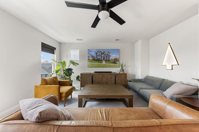 8403 Martinique Mews, Rowlett, TX 75089