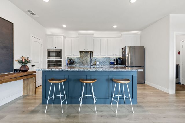 8403 Martinique Mews, Rowlett, TX 75089