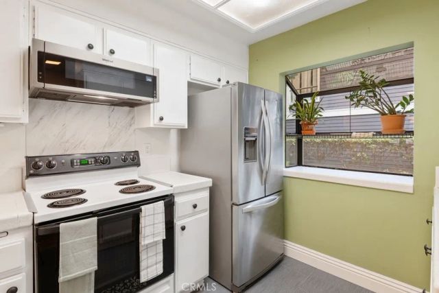 25661 Pine Creek, Wilmington, CA 90744