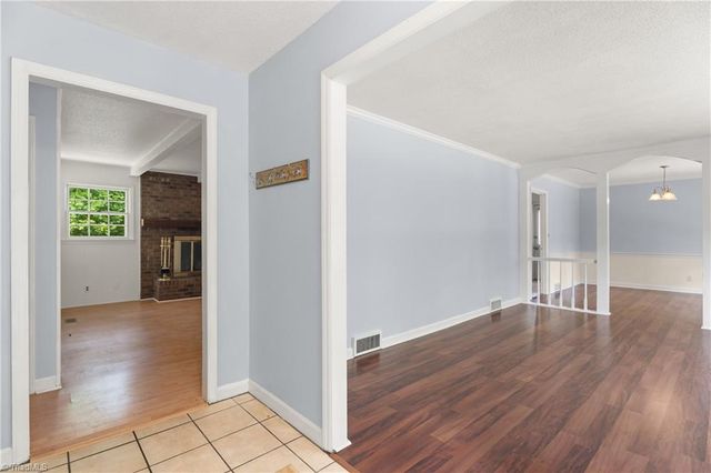 4095 Havenwood Drive, Winston-salem, NC 27106