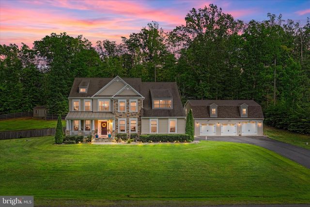 345 LONG MEADOW DR, Fredericksburg, VA 22406