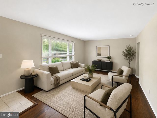 20 SKEET RD, Medford, NJ 08055