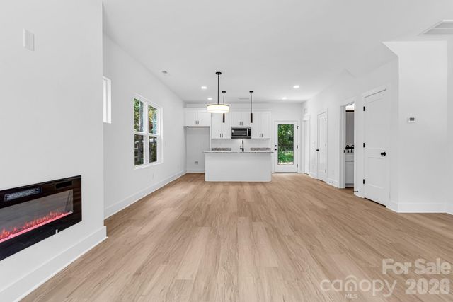 114 N Yadkin Avenue, Spencer, NC 28159