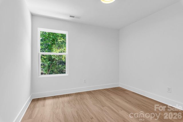 114 N Yadkin Avenue, Spencer, NC 28159