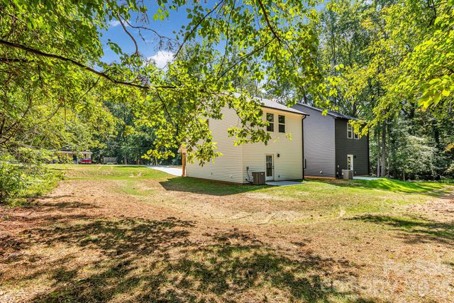 114 N Yadkin Avenue, Spencer, NC 28159