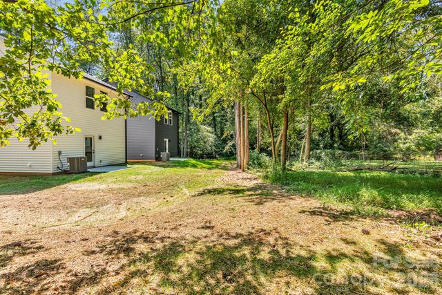 114 N Yadkin Avenue, Spencer, NC 28159
