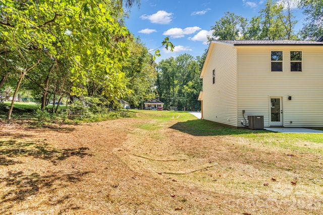 114 N Yadkin Avenue, Spencer, NC 28159