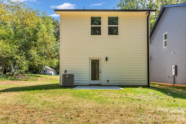 114 N Yadkin Avenue, Spencer, NC 28159