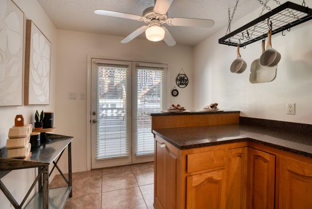 3640 Arboleda Senda, Albuquerque, NM 87111