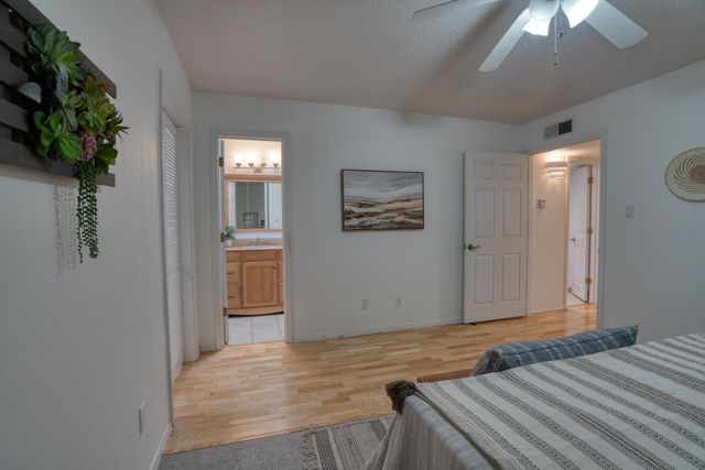 3640 Arboleda Senda, Albuquerque, NM 87111
