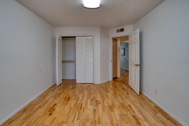 3640 Arboleda Senda, Albuquerque, NM 87111