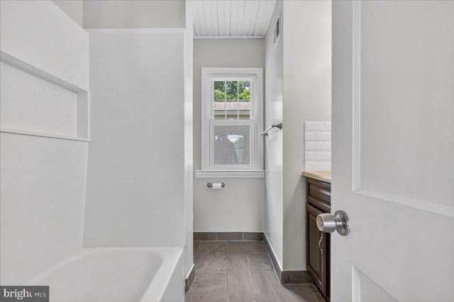 250 LISMORE AVE, Glenside, PA 19038