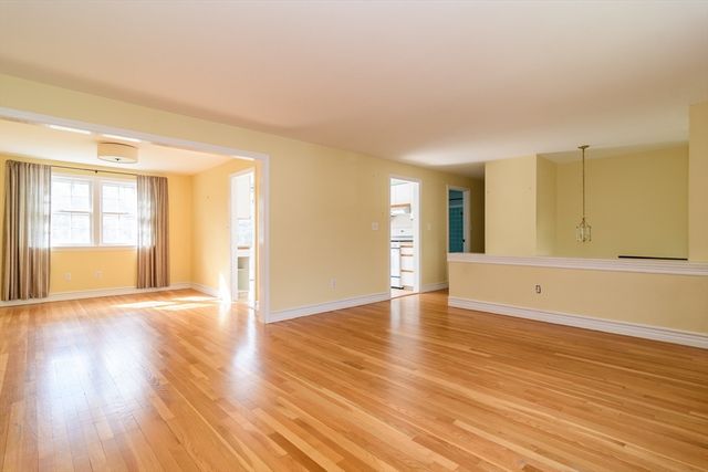 7 Gregory Lane, Wayland, MA 01778