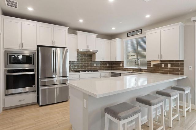 2905 Zinnia Way, Lodi, CA 95242