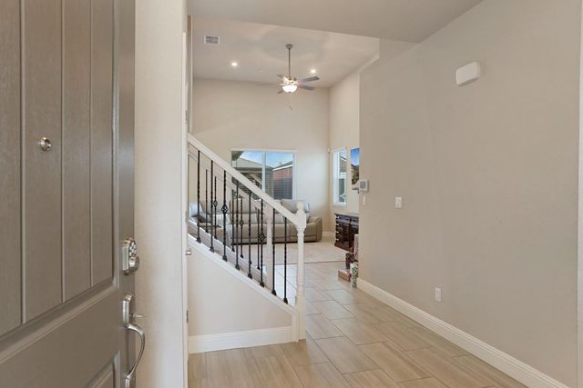 2905 Zinnia Way, Lodi, CA 95242