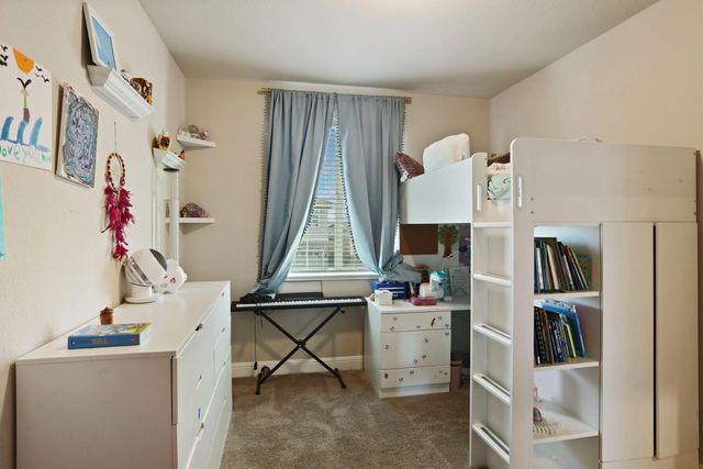 2905 Zinnia Way, Lodi, CA 95242