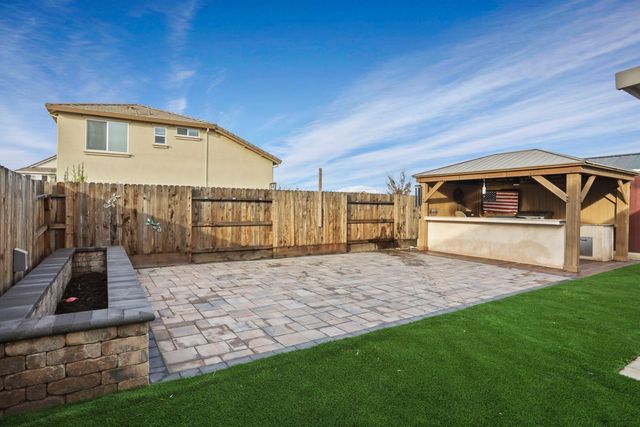 2905 Zinnia Way, Lodi, CA 95242