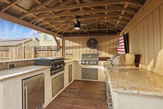 2905 Zinnia Way, Lodi, CA 95242