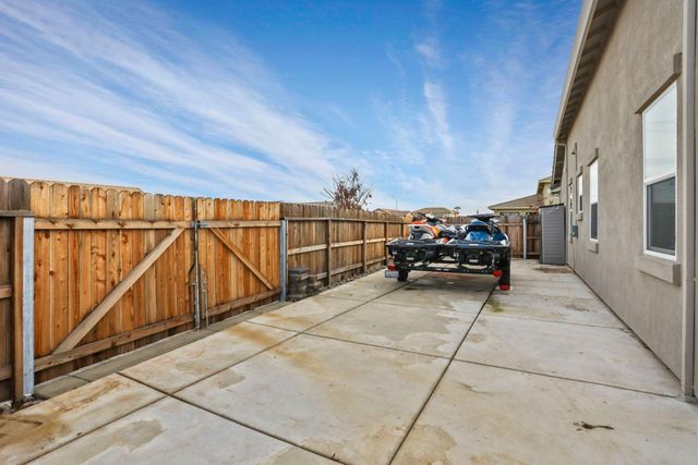 2905 Zinnia Way, Lodi, CA 95242