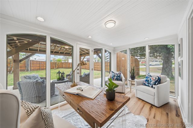 1599 Swan Drive, Tulsa, OK 74120