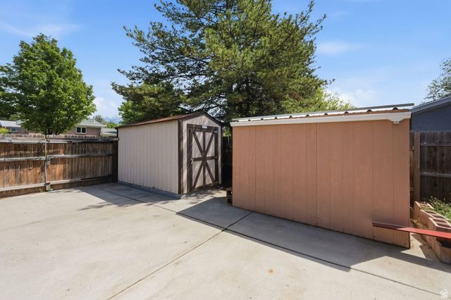 565 W 5465 S, Murray, UT 84123