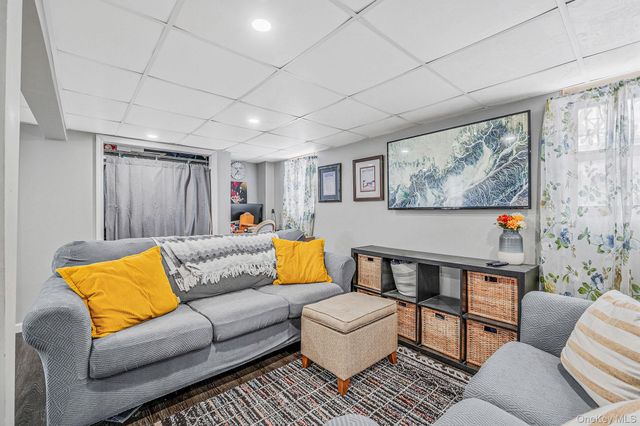 1560 A Street, West Babylon, NY 11704