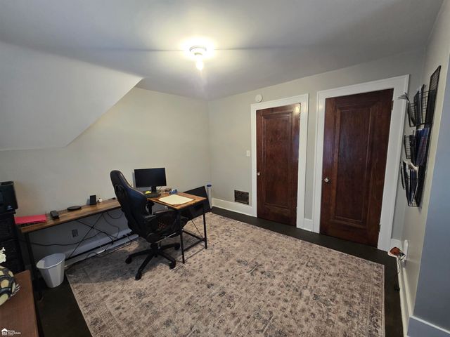 5303 Dixie Highway, Saginaw, MI 48601