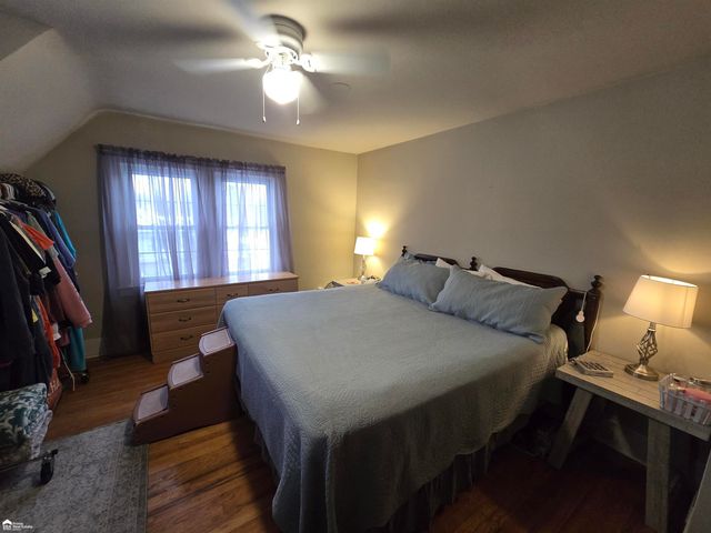 5303 Dixie Highway, Saginaw, MI 48601