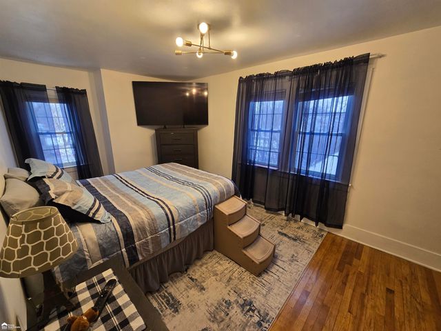 5303 Dixie Highway, Saginaw, MI 48601